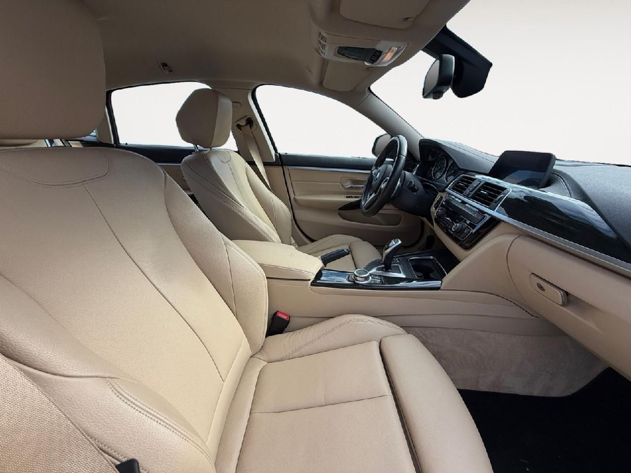 Fahrzeugabbildung BMW 4 Gran Coupe 435 d xDrive Luxury Line