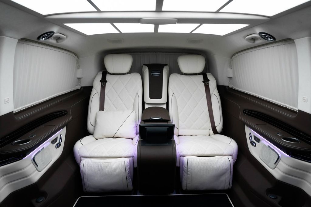 Image of Mercedes-Benz V 300