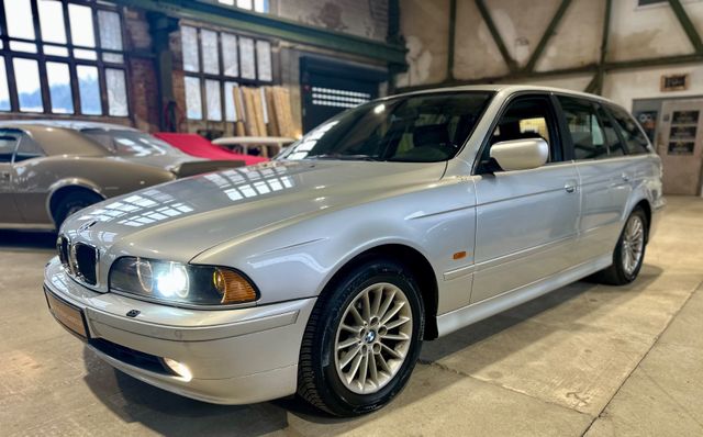 BMW 530dA touring Kombi E39 Scheckheft 2.Hand! Top.