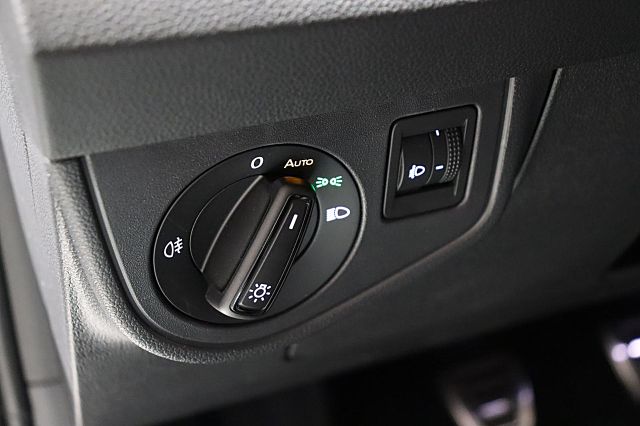 Taigo ENERGY 1.0l TSI Kamera ACC LED PDC SHZ DAB