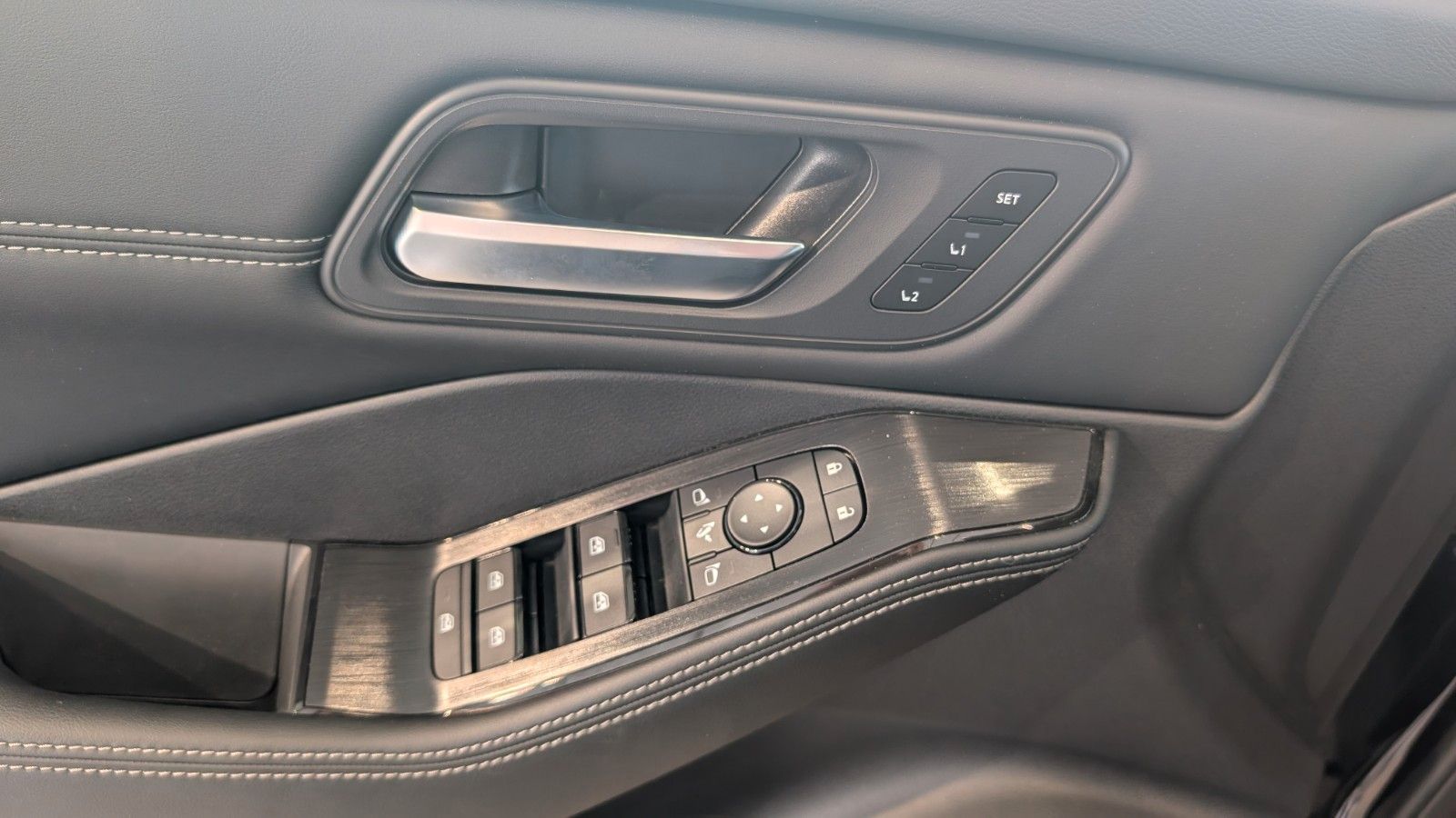 Fahrzeugabbildung Nissan X-Trail N-Connecta | 360° | ACC | Leder