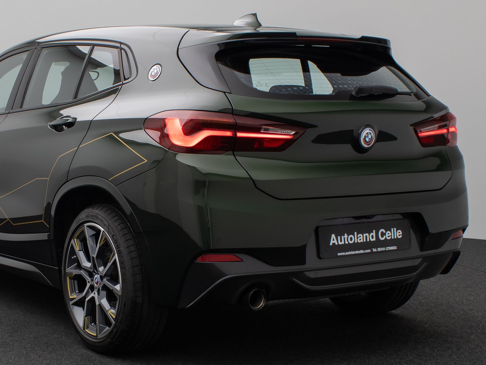 Fahrzeugabbildung BMW X2 sD18i M Sport Edition Panorama Kamera 19Zoll