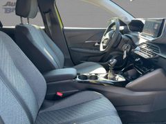 Foto Nummer 9: PEUGEOT 208