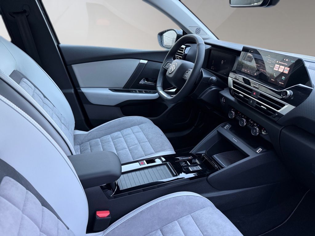 Fahrzeugabbildung Citroën C4 Hybrid 145 MAX - Vollausstattung*Massage*ACC