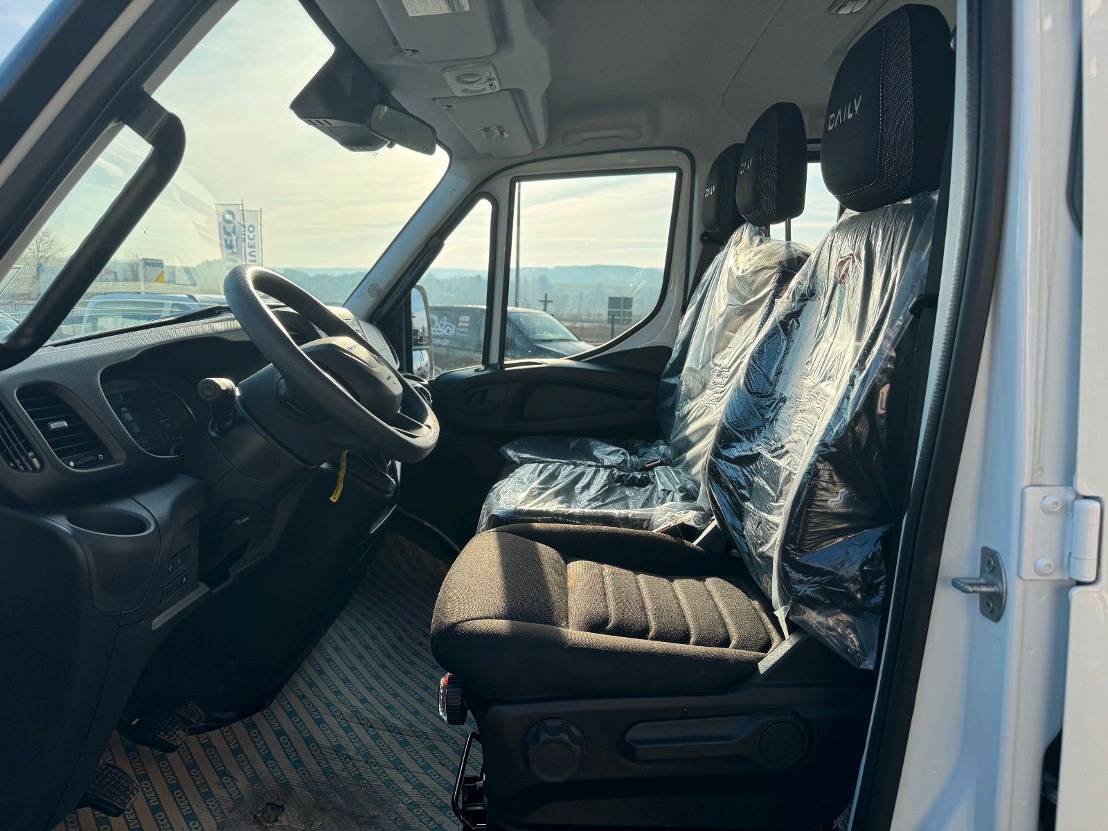 Fahrzeugabbildung Iveco Daily 70C18 H 3.0L *R3.750mm*AHK*Sperre*Standh*