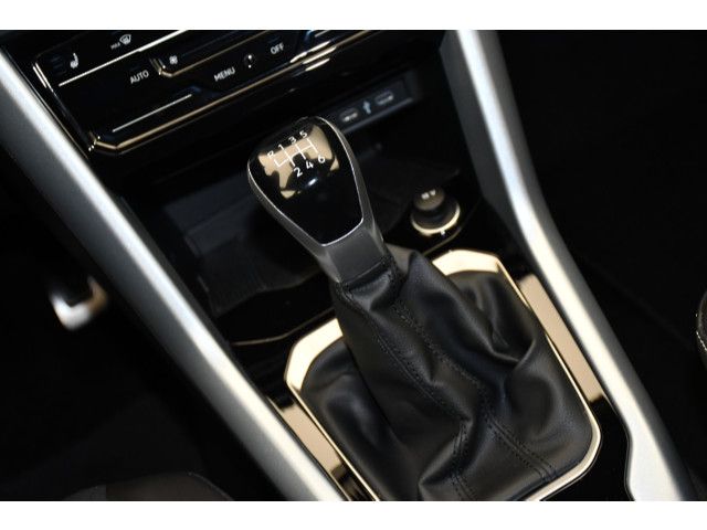 Volkswagen T-Roc - Bild 6