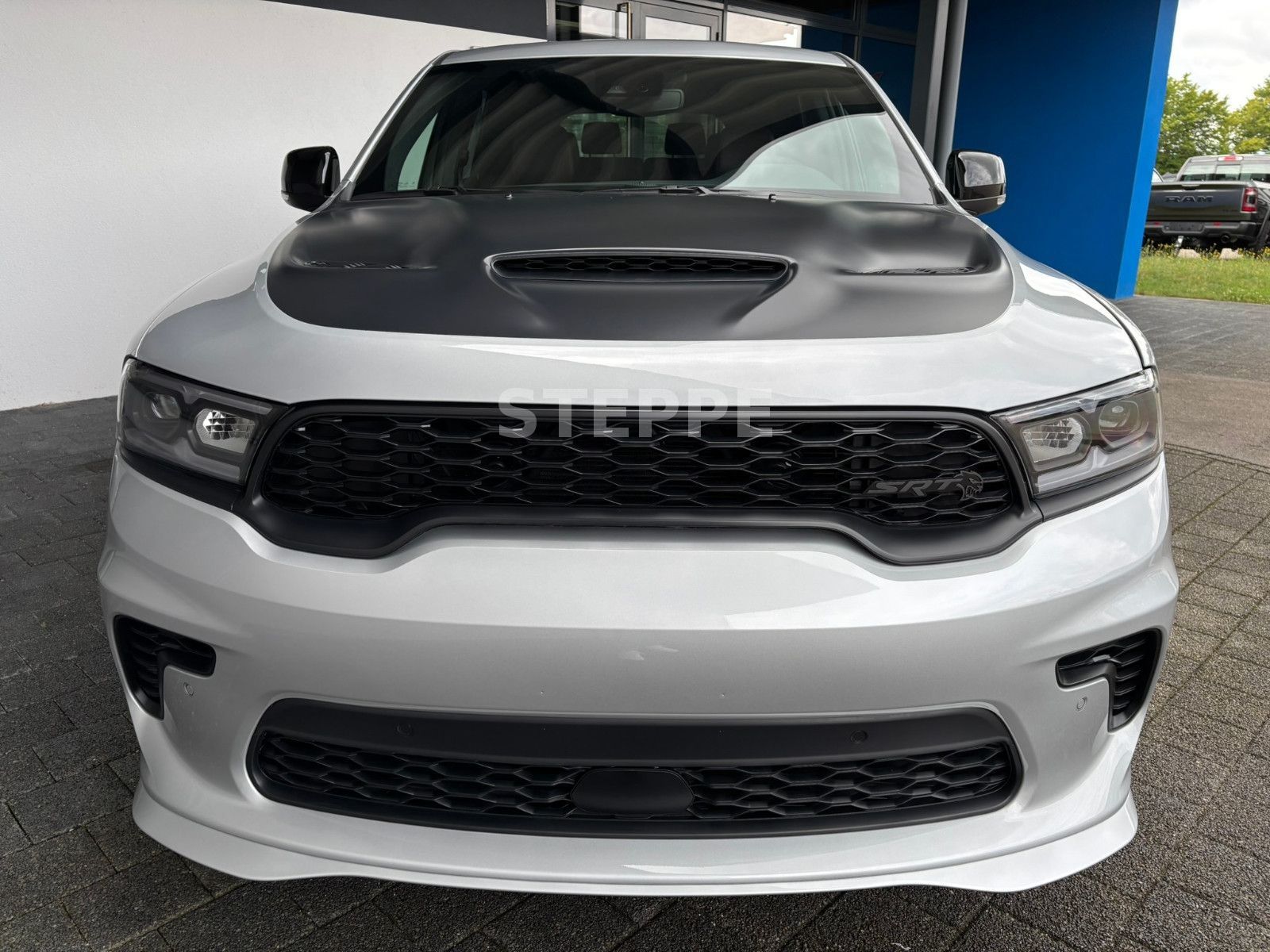 Dodge 2025 Durango SRT Hellcat Silver Bullet