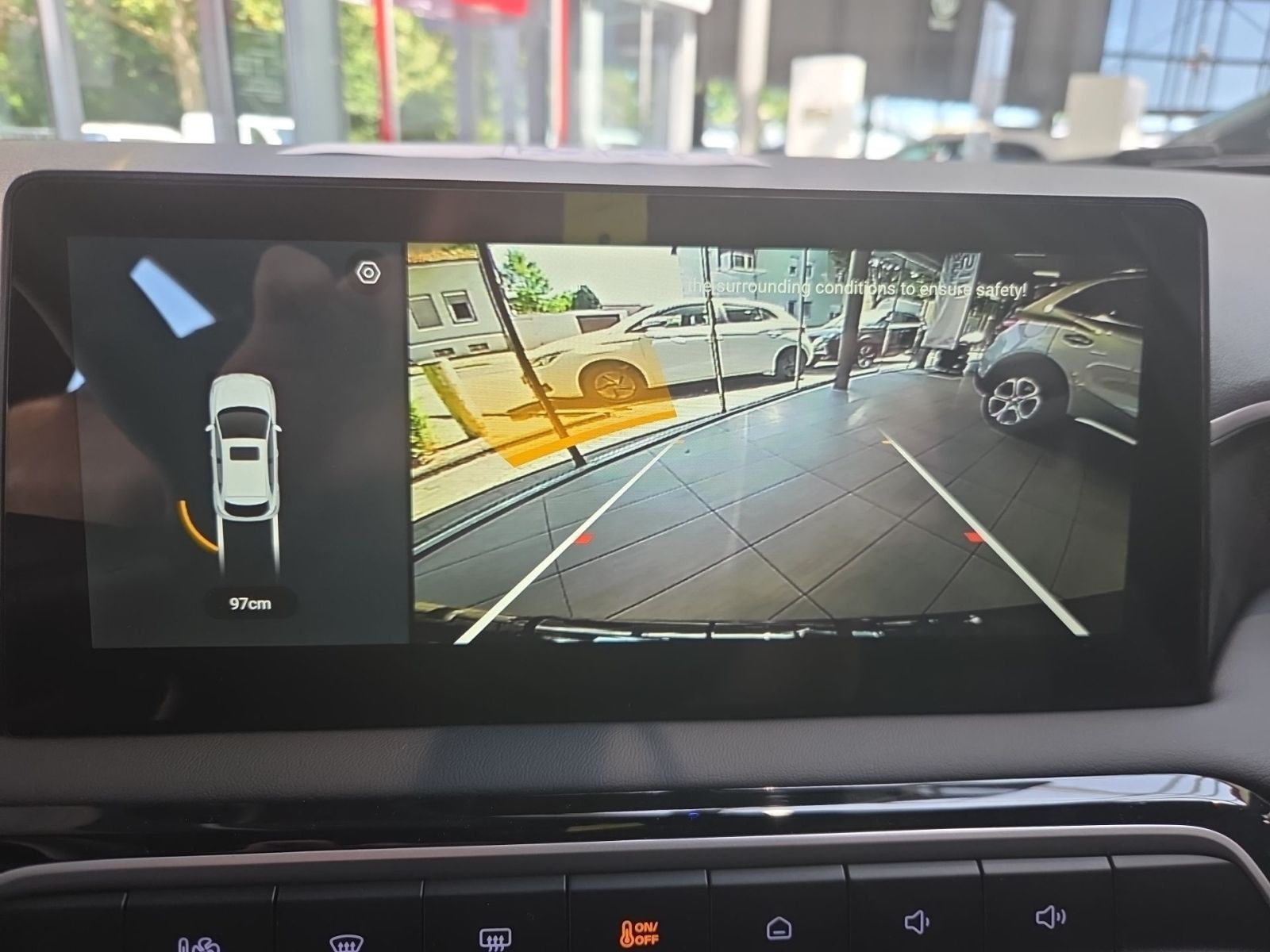 Fahrzeugabbildung MG MG3 Hybrid+ 3 1.5 Hybrid+ 143 kW Comfort *APPLE