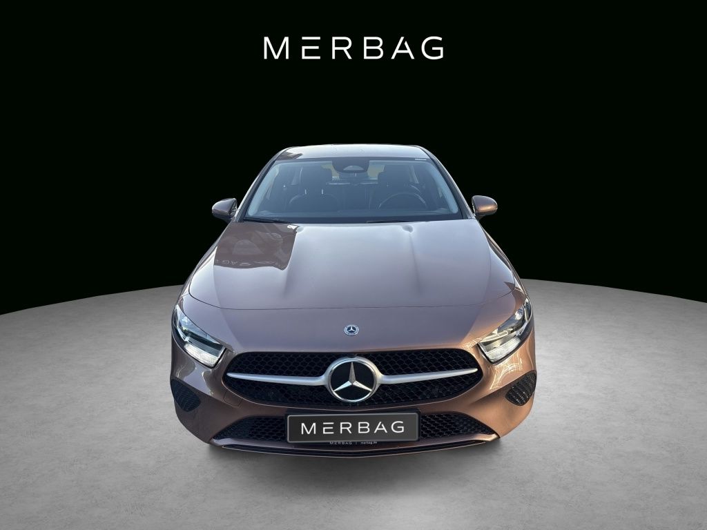Mercedes-Benz A 180 LED KAMERA LENKRADHEIZUNG SPURHALTE NAV foto 2
