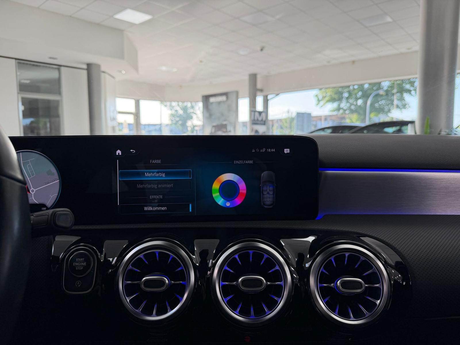 Mercedes-Benz A-Class Leder*Navi*KAM*MBUX*Night-Paket*AMBIENTE*, миниатюра 15