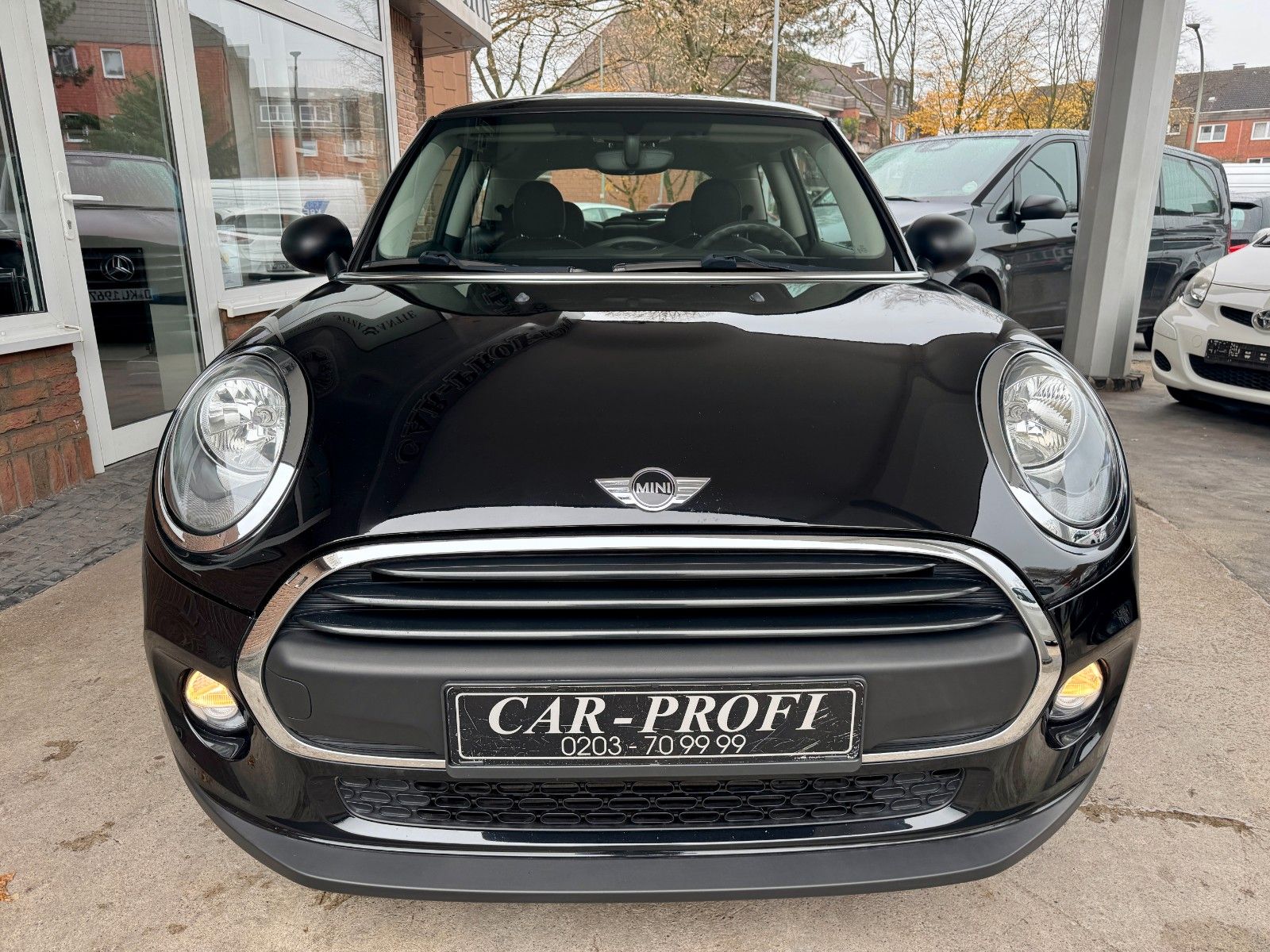 Fahrzeugabbildung MINI ONE Klima/Alufelgen/Bluetooth/1.Hand