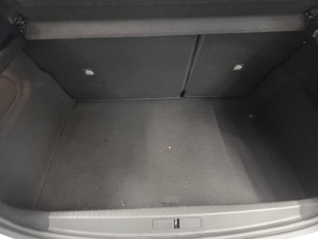 Fahrzeugabbildung Opel Corsa F GS/Automatik/Matrix/Allwetter!