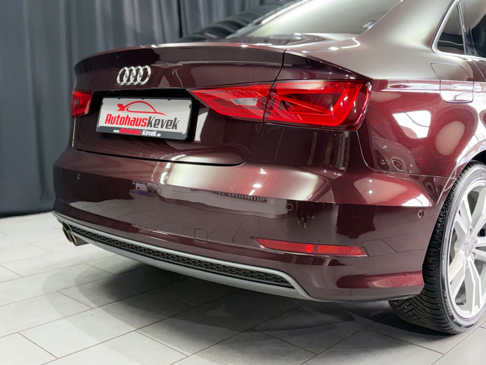 Fahrzeugabbildung Audi Audi A3 Limousine 2.0 TDI|3xS-LINE|B&O|S-TRONIC