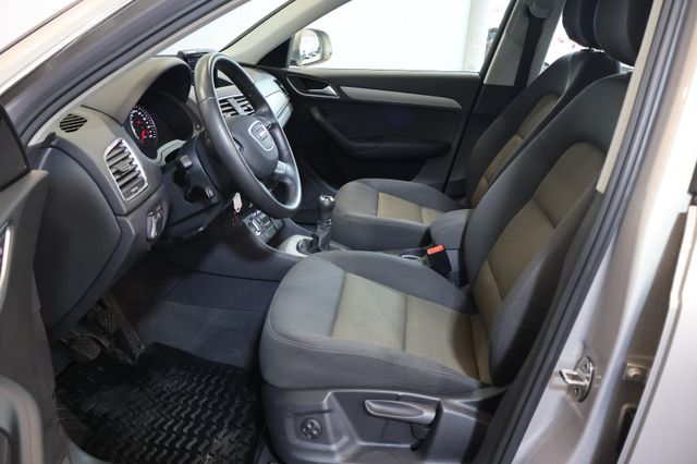 Audi Q3 1.4 TFSI TEMPOMAT+KLIMAAUT.+PDC+17"