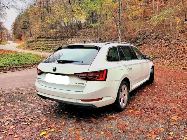 Skoda Superb Kombi 1.6 TDI DSG