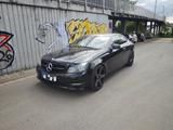 Mercedes-Benz C 350 AMG Paket, Bilstein, rotes Leder, Bi-Xenon - Mercedes-Benz C 350 in Frankfurt (Main)