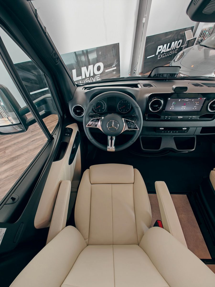 Fahrzeugabbildung HYMER / ERIBA / HYMERCAR B-KLASSE MC T 680 PREMIUM - MATARA TEAK by palmo