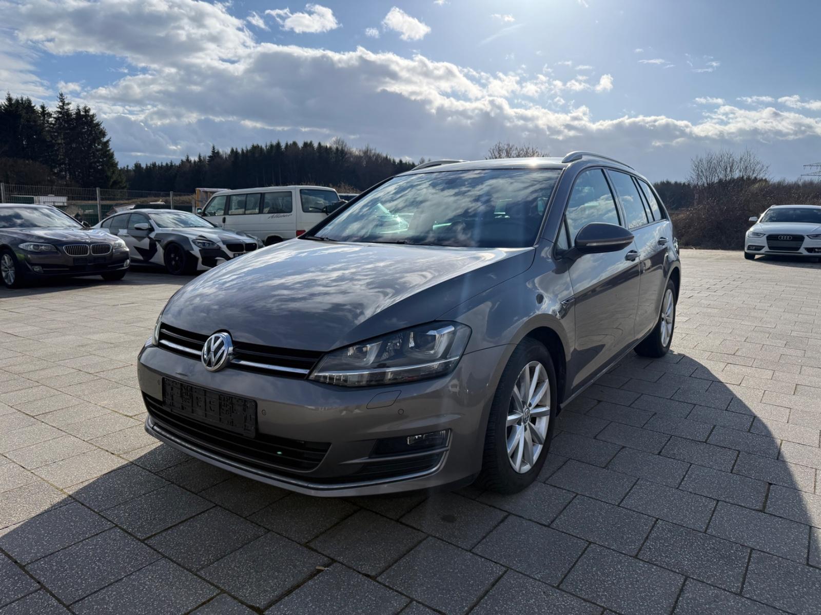 Volkswagen Golf VII Variant Lounge BMT 4Motion