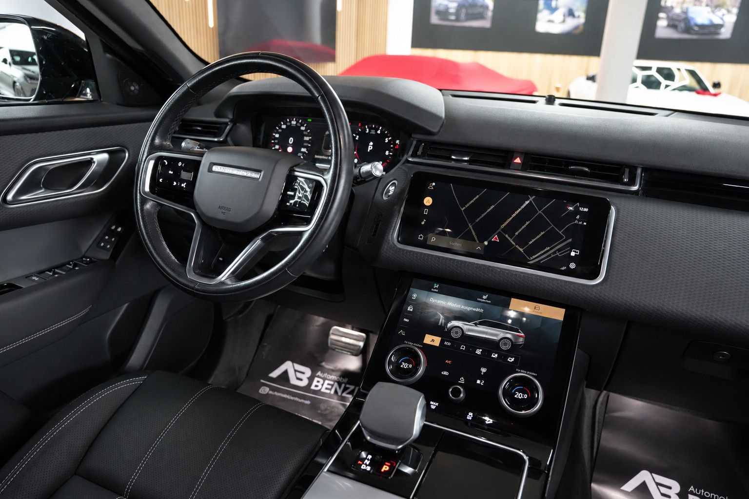 Fahrzeugabbildung Land Rover Range Rover Velar R-Dynamic SE *Meridian*Memory*