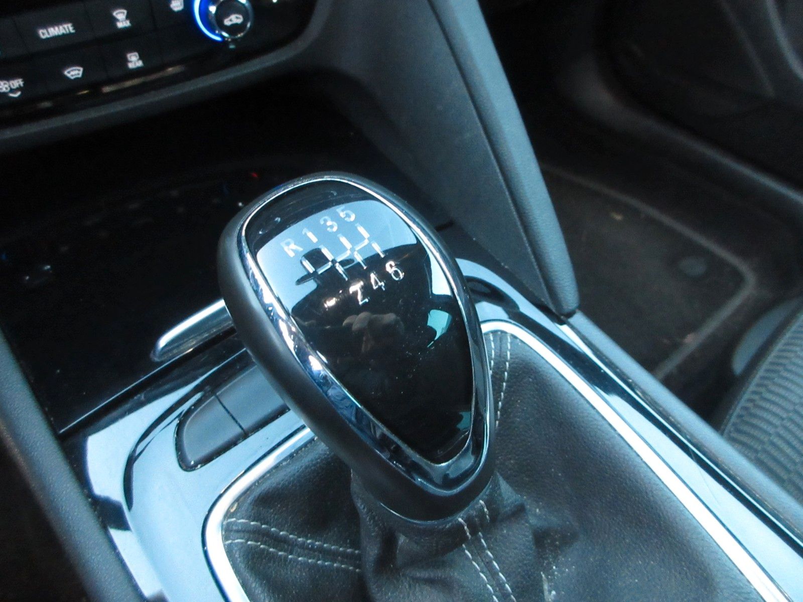 Fahrzeugabbildung Opel Insignia B ST  1.5D ELEG. LED/NAVI/SHZ/LHZ/PANO