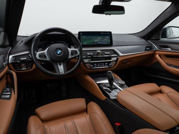 Fahrzeugabbildung BMW 540d xDr Tour M Sport Pano H/K Kamera 360° Air