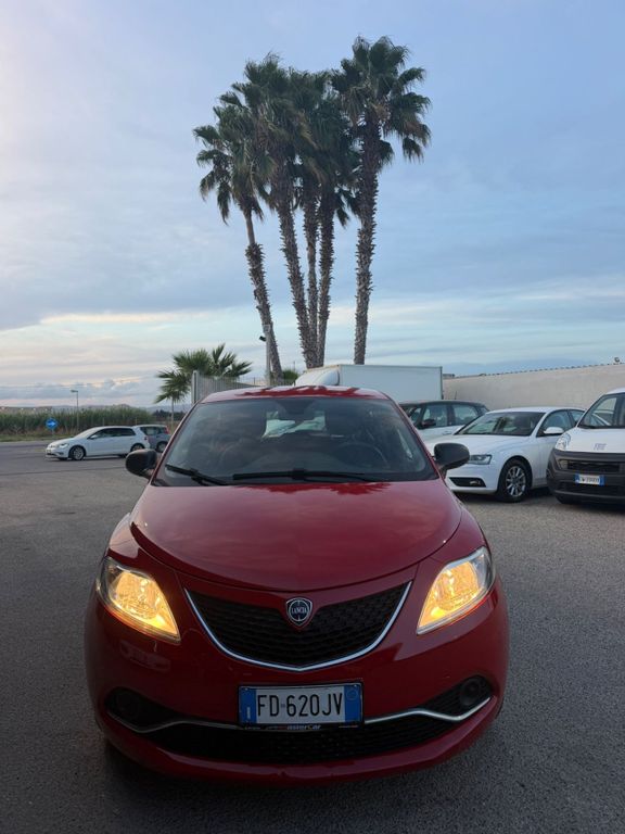 Image of Lancia Ypsilon