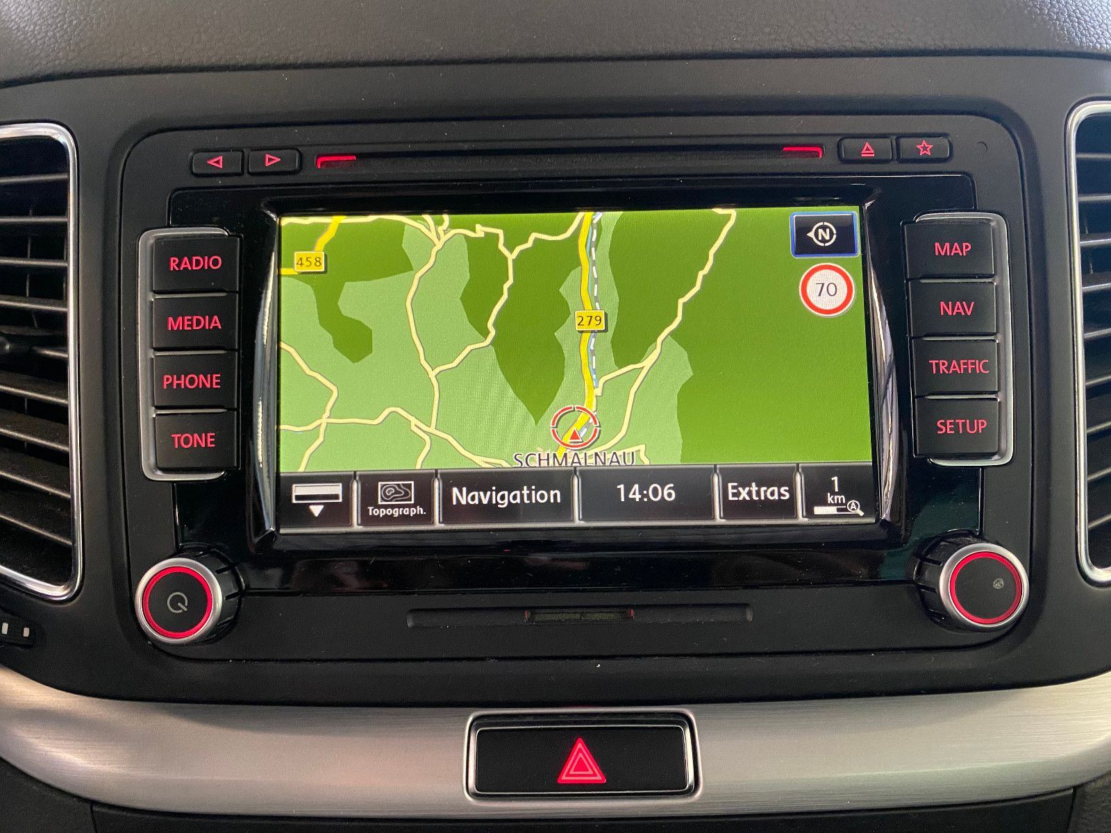 Fahrzeugabbildung Volkswagen Sharan Highline TDI DSG AHK DCC Pano Xenon Sthz