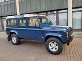 Land Rover Defender 110 Td5 Nur 129 Tkm-1 Hd-AHK 3.5 To    - Land Rover Defender mit Diesel-Antrieb: Geländewagen, Td5