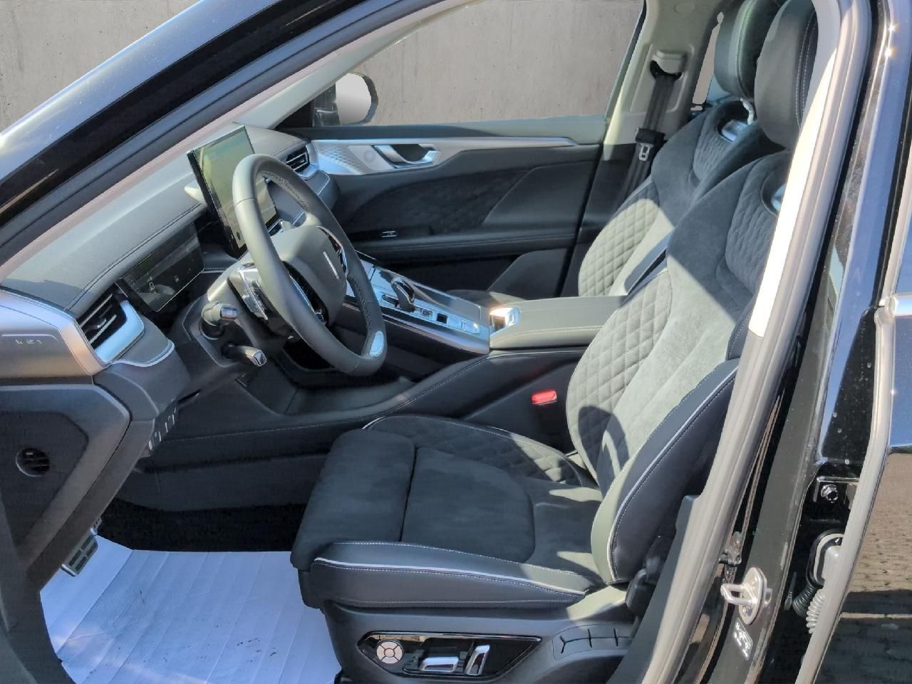 Fahrzeugabbildung GWM Wey 05 2.0 PHEV 350 kW AWD Luxury