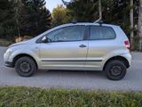 Volkswagen Fox 1,2 Standard - Volkswagen Fox Standard mit Benzin-Antrieb
