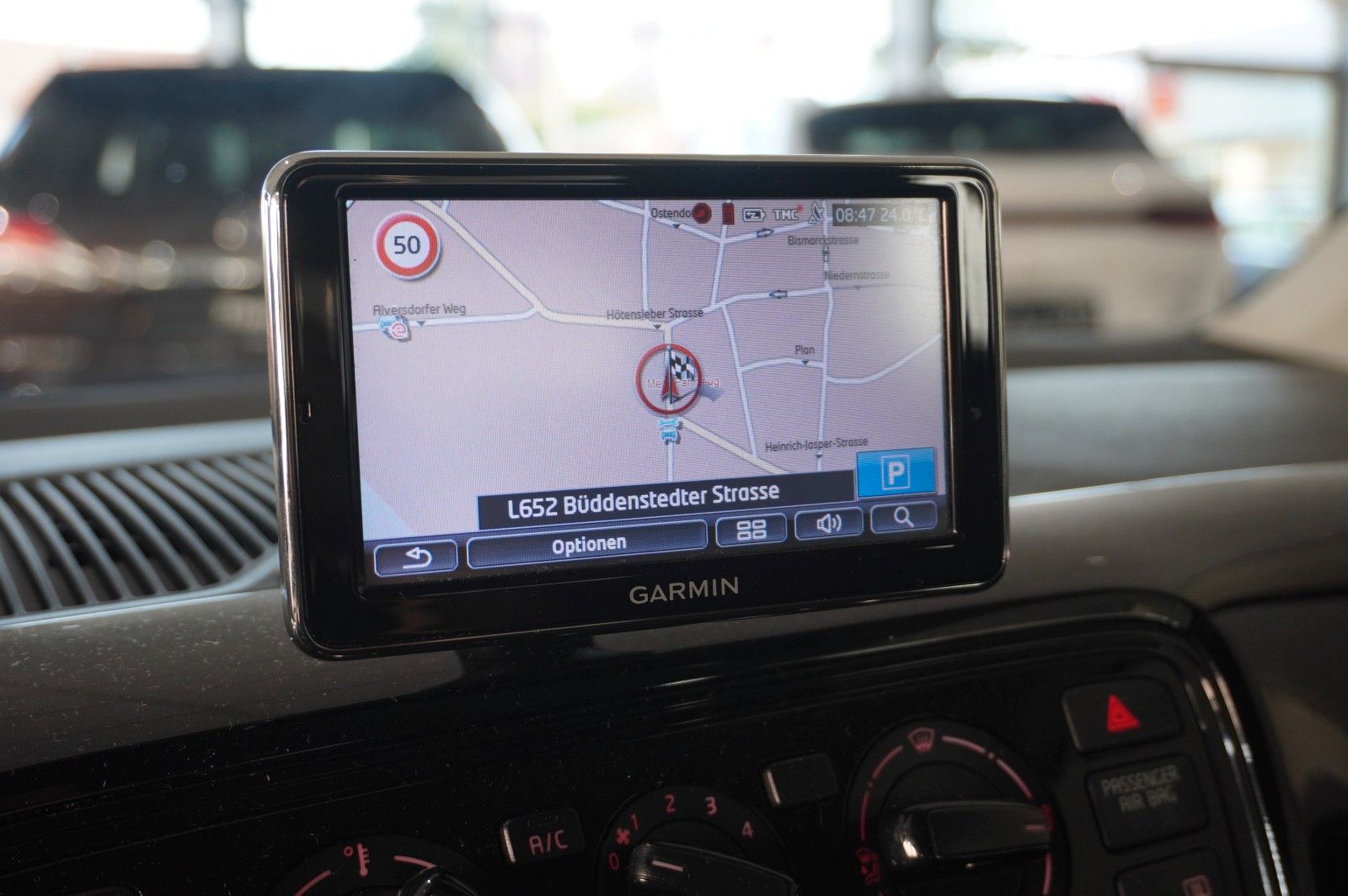 Fahrzeugabbildung Volkswagen up! 1.0 MOVE 3-TÜR NAVI/KLIMA/SPORT/CD/AUX/TÜV