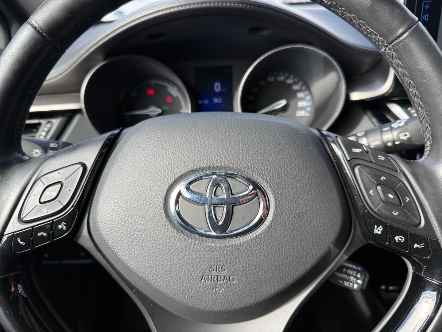Toyota C-HR 1.8 Hybrid Team D *Bi-LED*ACC*CAM*SHZ*PDC*
