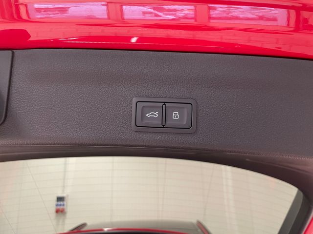 S6 Avant 3.0 TDI quattro MATRIX-LED STANDHZG