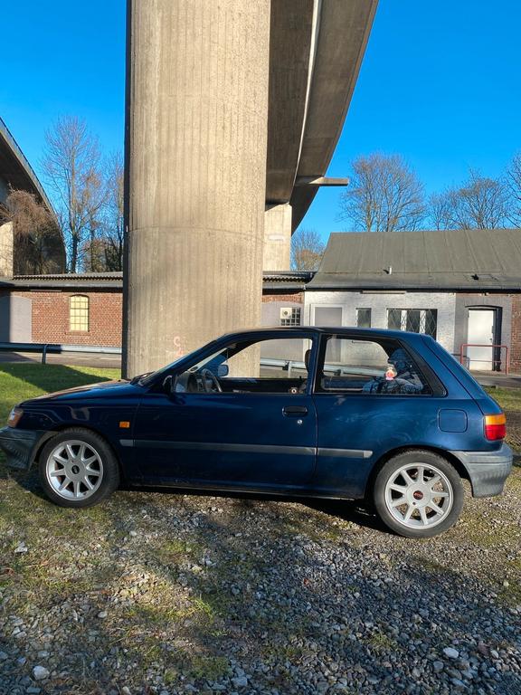 Toyota Starlet