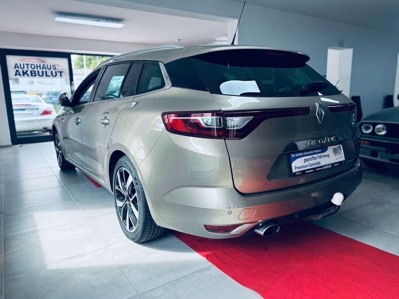 Renault Megane BOSE-Edition*1.Hand+Finanzierung+Garantie