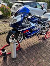 Suzuki GSX-R 750