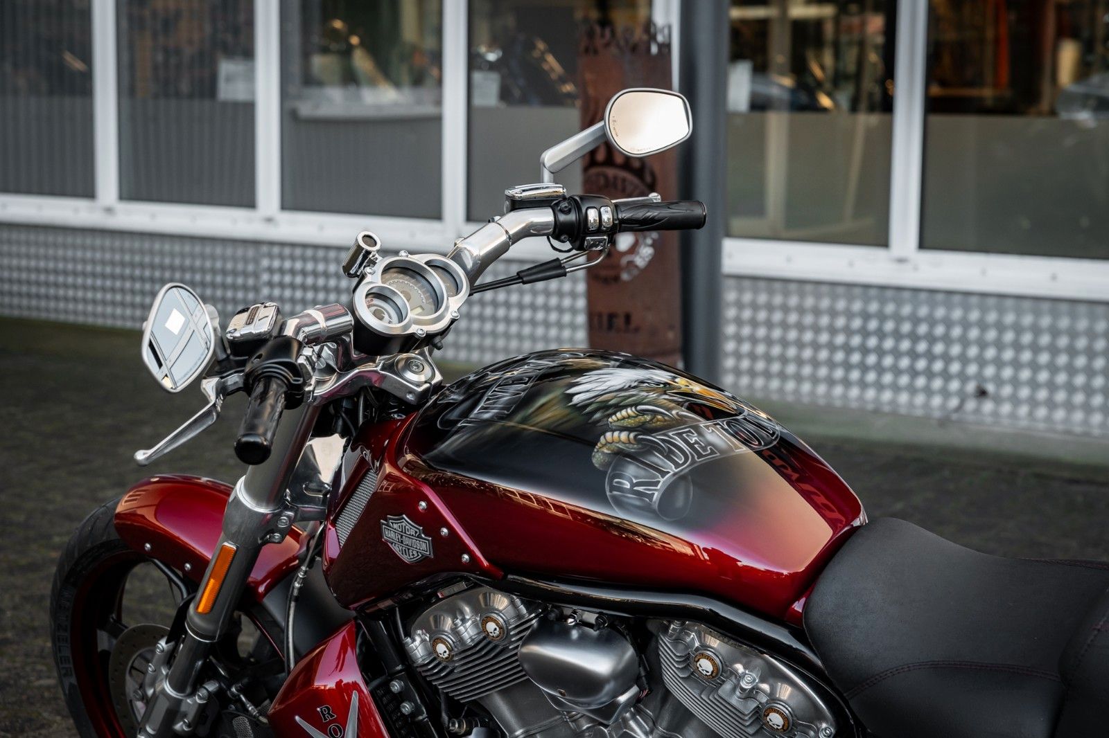 Fahrzeugabbildung Harley-Davidson VRSCF V-ROD MUSCLE - Jekill  - 260er METZELER