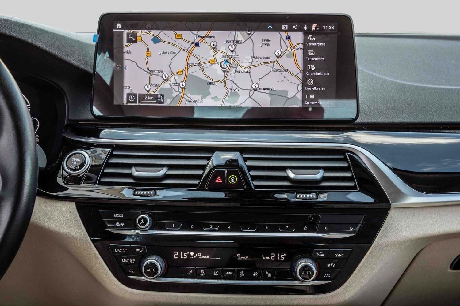 BMW 530e iPerformance Navi AHK Sitzhzg Klima PDC Blu