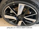 Polestar 4 Long Range Dual Pilot & Plus Paket HeadUp 21" - Polestar 4 mit Schiebedach
