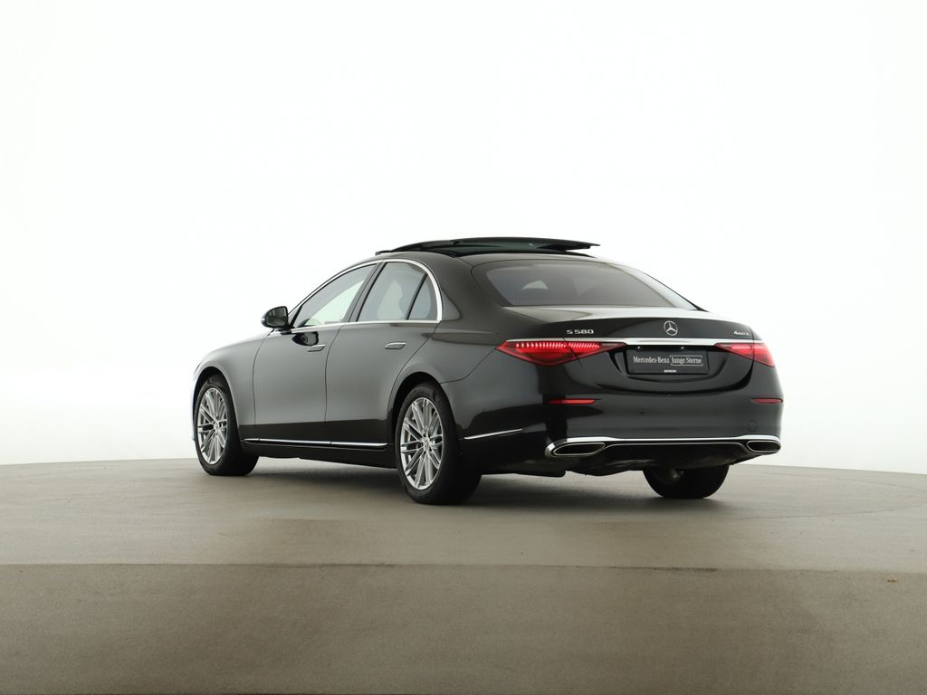 MERCEDES-BENZ S-Class 2022