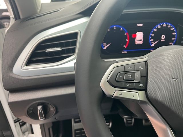 Fahrzeugabbildung Volkswagen T-Roc 1.0 TSI GOAL LED-PLUS GJR MFL DIGITAL COCK