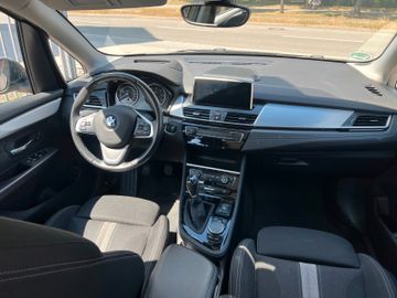 BMW 220 - 7