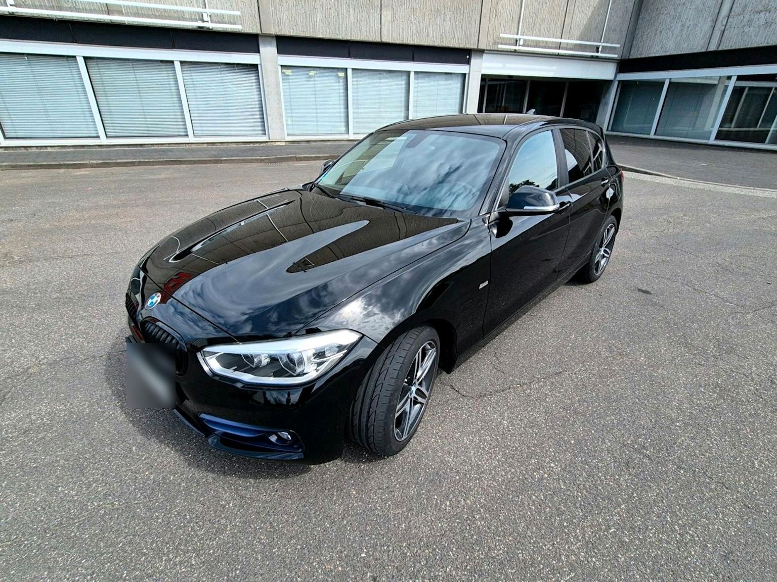 BMW BMW 118i Sport Line , AUTOMATIK