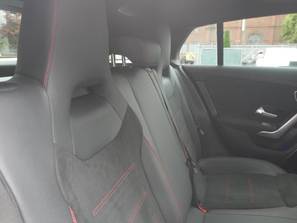 Mercedes-Benz CLA 45 AMG Shooting Brake