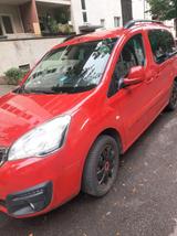 Peugeot Partner Tepee - Peugeot Partner Tepee mit Benzin-Antrieb: Navigationssystem