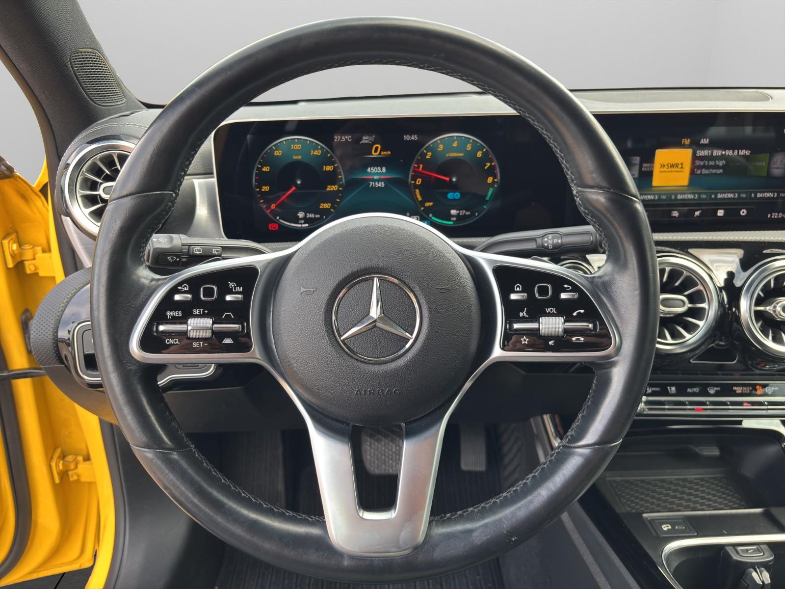 Mercedes-Benz A 250 e Edition 19 *HUD *PANO *Sitzklima *AMG