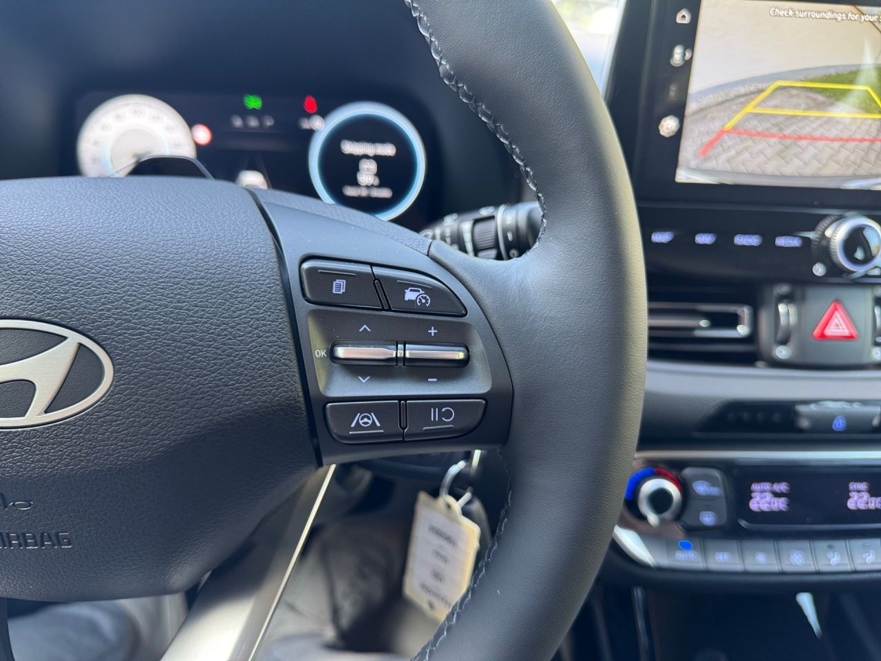 Fahrzeugabbildung Hyundai i30 ADVANTAGE LED*SHZ*LHZ*KAMERA*NAVI*USB*2Z-KL*
