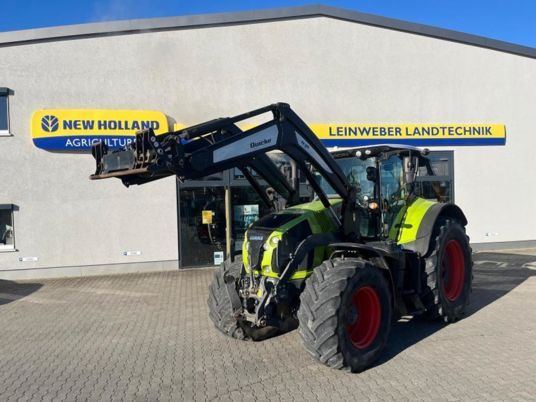 Claas Axion 810