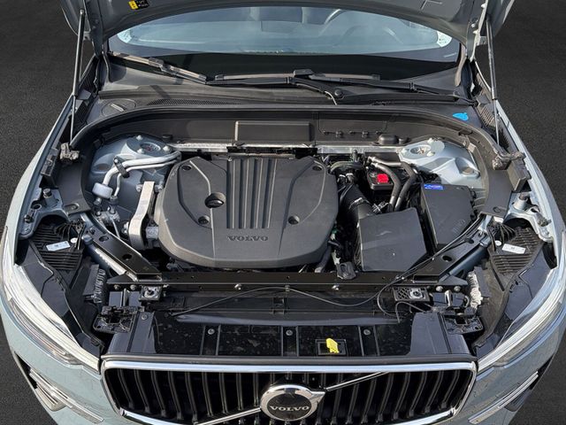 Volvo XC60 Momentum Pro 2WD