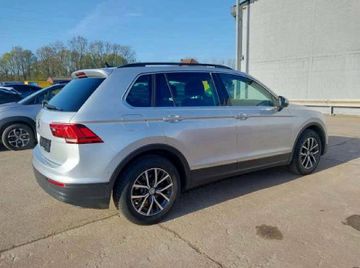 Volkswagen Tiguan - 4